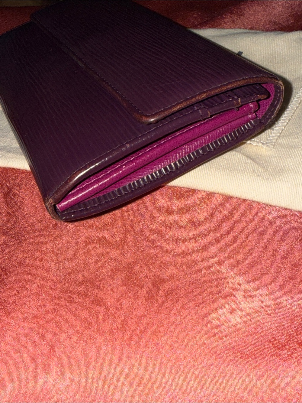 Louis Vuitton Magenta Epi Leather Continental Wallet - Picture 13 of 16